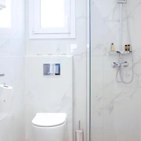 Zen House Φαληράκι